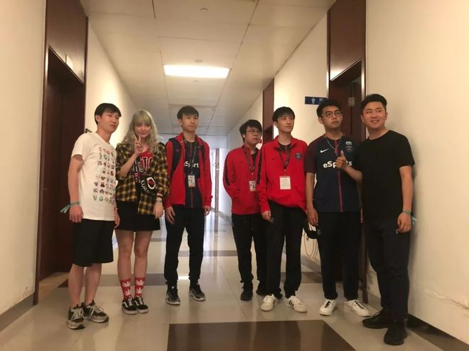 随后 随后